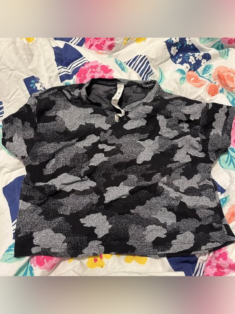 Lululemon crop